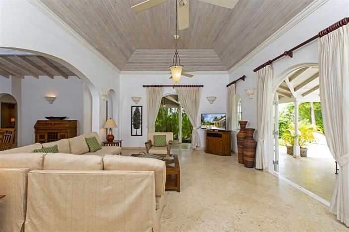 Image No.4-4 Bed Villa for sale