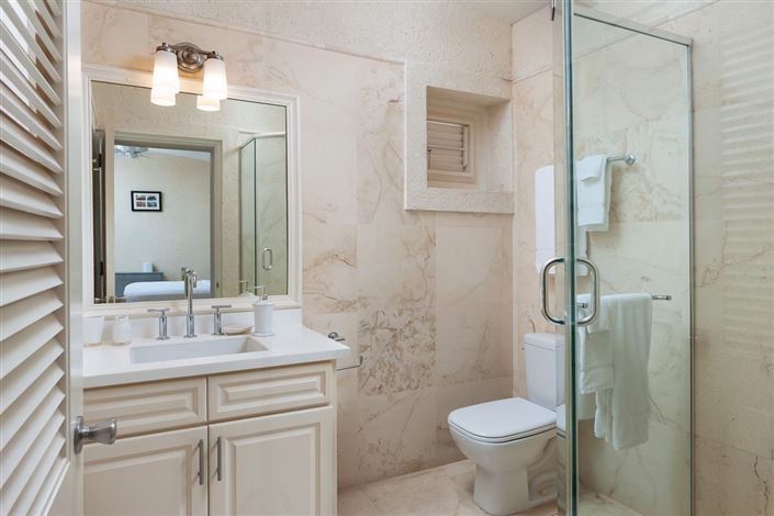 Image No.15-3 Bed Villa for sale