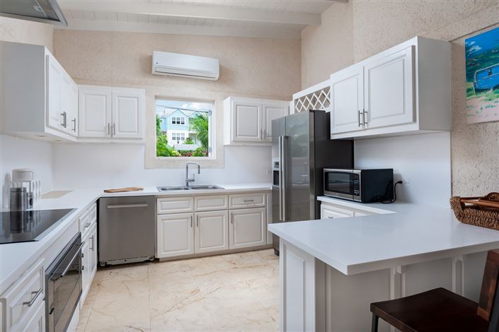 Image No.3-3 Bed Villa for sale