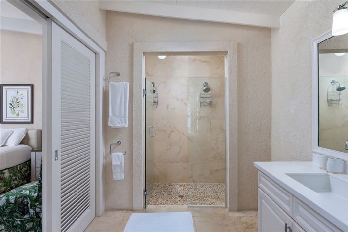 Image No.8-3 Bed Villa for sale