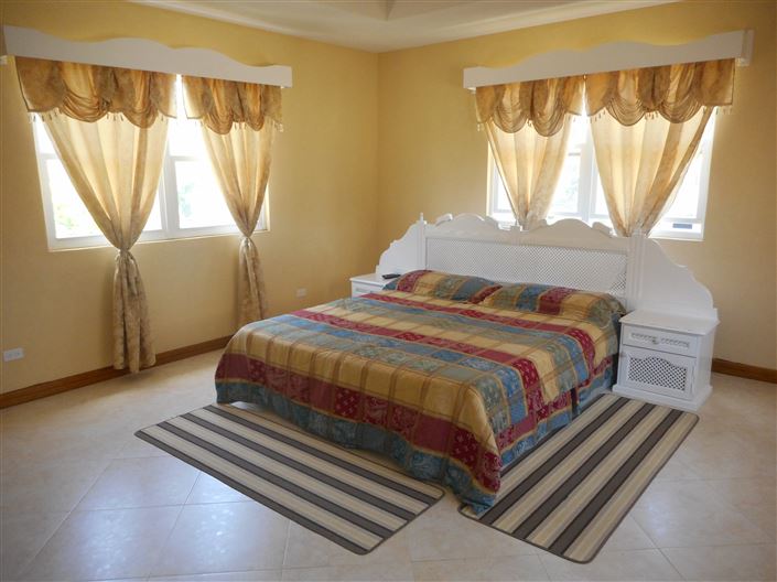 Image No.17-7 Bed Villa for sale