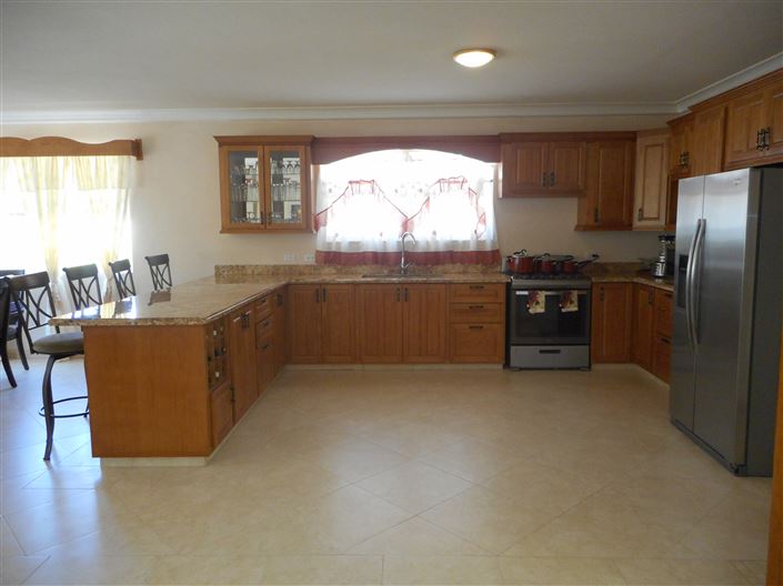 Image No.5-7 Bed Villa for sale