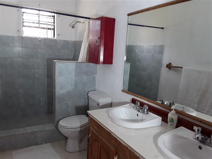 Image No.11-6 Bed Apartment for sale