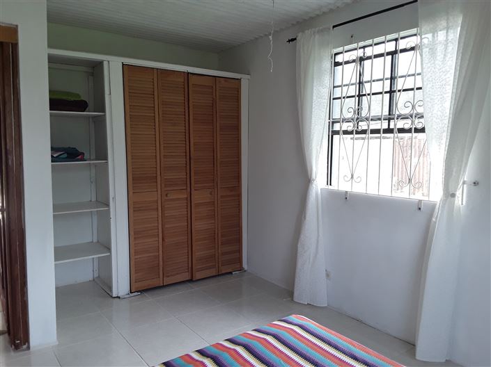 Image No.13-6 Bed Apartment for sale