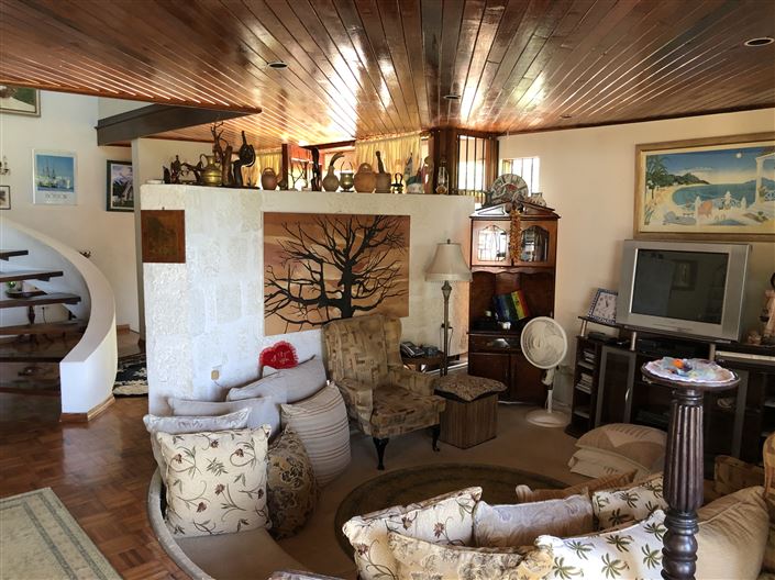 Image No.3-3 Bed Villa for sale