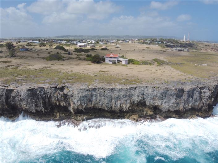 Image No.2-4 Bed Villa for sale