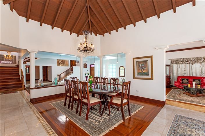 Image No.11-4 Bed Villa for sale