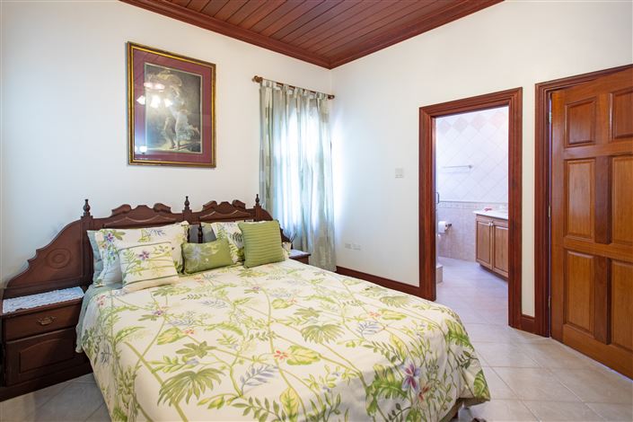 Image No.16-4 Bed Villa for sale