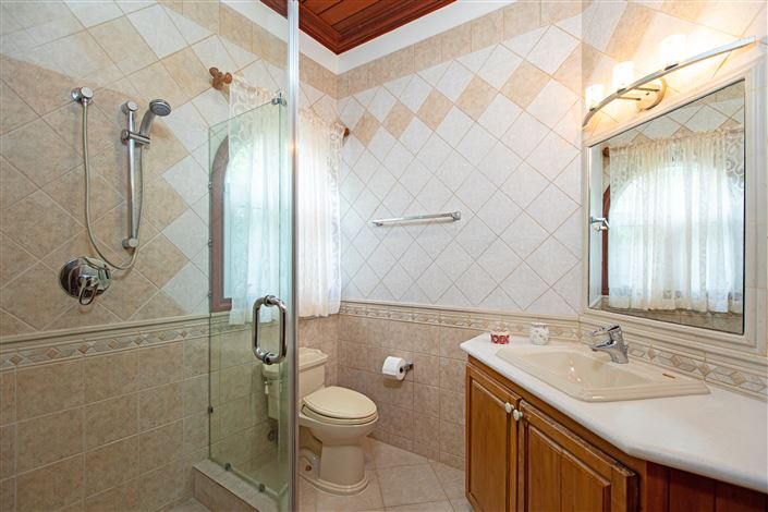 Image No.17-4 Bed Villa for sale