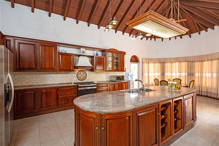 Image No.6-4 Bed Villa for sale