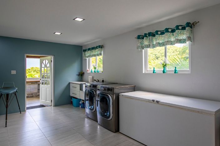 Image No.8-5 Bed Villa for sale