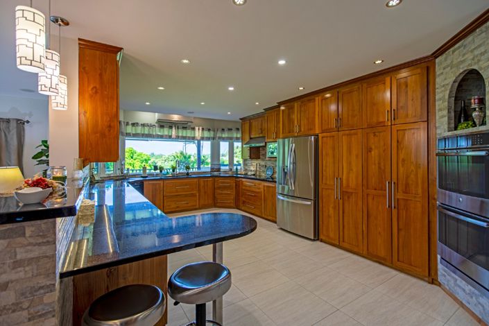 Image No.9-5 Bed Villa for sale