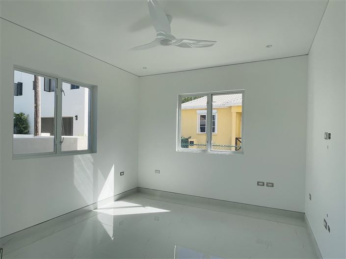 Image No.17-4 Bed Villa for sale