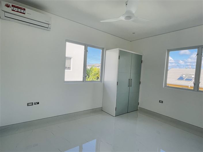 Image No.8-4 Bed Villa for sale