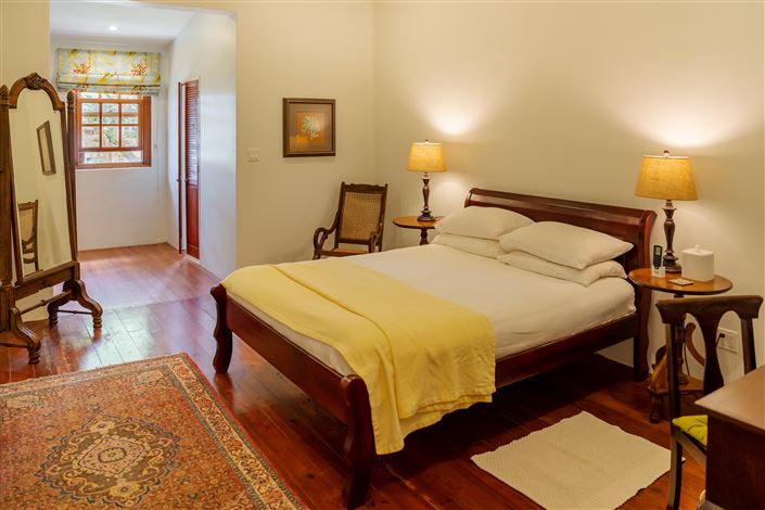 Image No.10-6 Bed Villa for sale