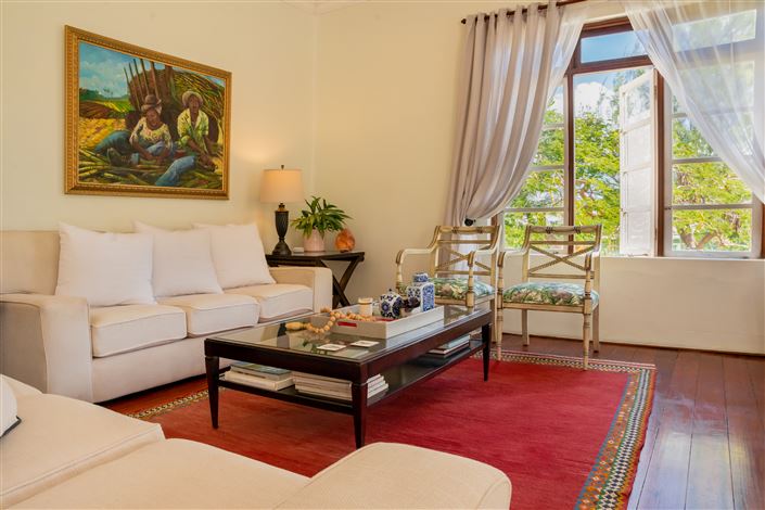 Image No.2-6 Bed Villa for sale