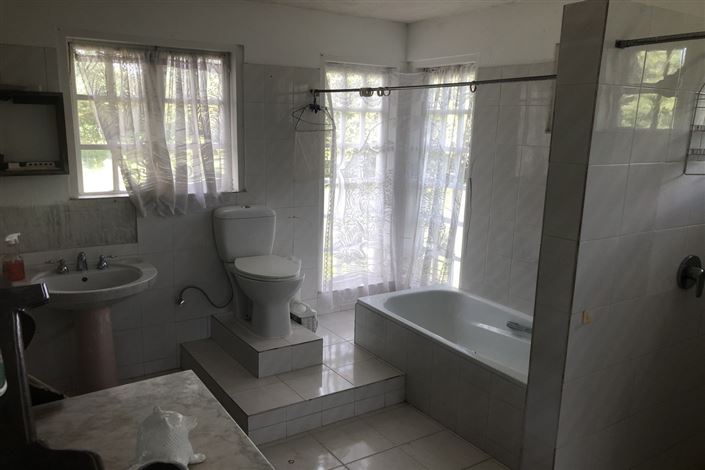 Image No.14-6 Bed Villa for sale