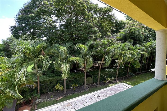 Image No.8-3 Bed Property for sale