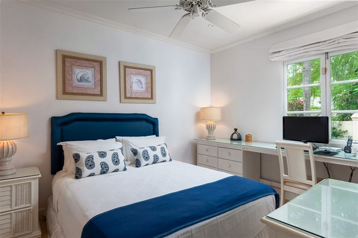 Image No.19-4 Bed Property for sale