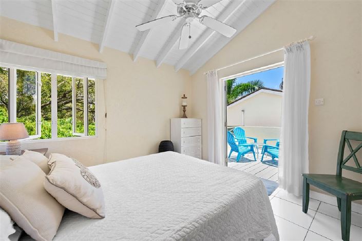 Image No.10-3 Bed Property for sale