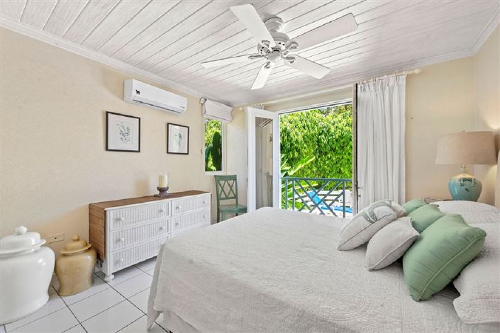 Image No.14-3 Bed Property for sale