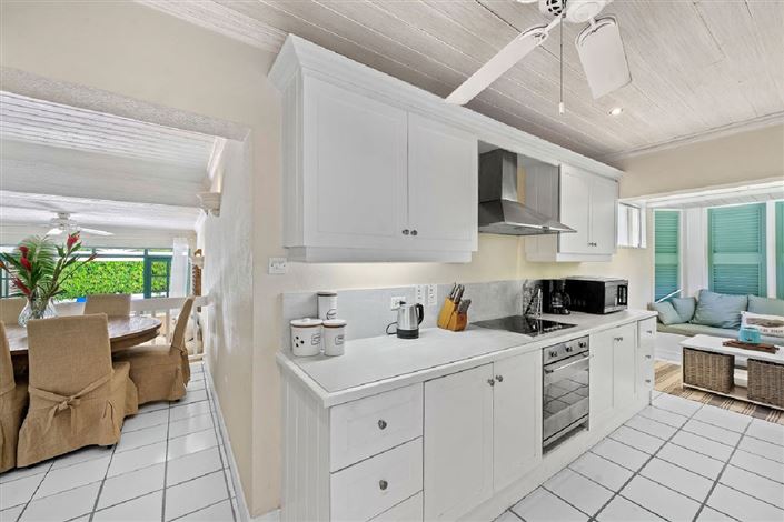 Image No.6-3 Bed Property for sale