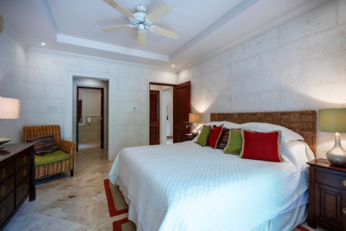 Image No.11-3 Bed Villa for sale