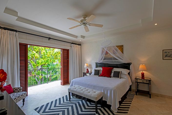 Image No.18-3 Bed Villa for sale