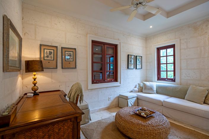 Image No.10-3 Bed Villa for sale