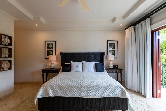 Image No.12-3 Bed Villa for sale