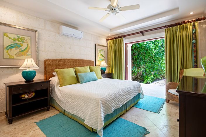 Image No.9-3 Bed Villa for sale