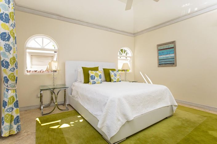 Image No.10-3 Bed Villa for sale