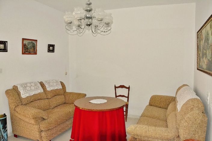 Image No.4-4 Bed Townhouse for sale