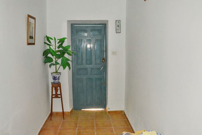 Image No.13-3 Bed Townhouse for sale