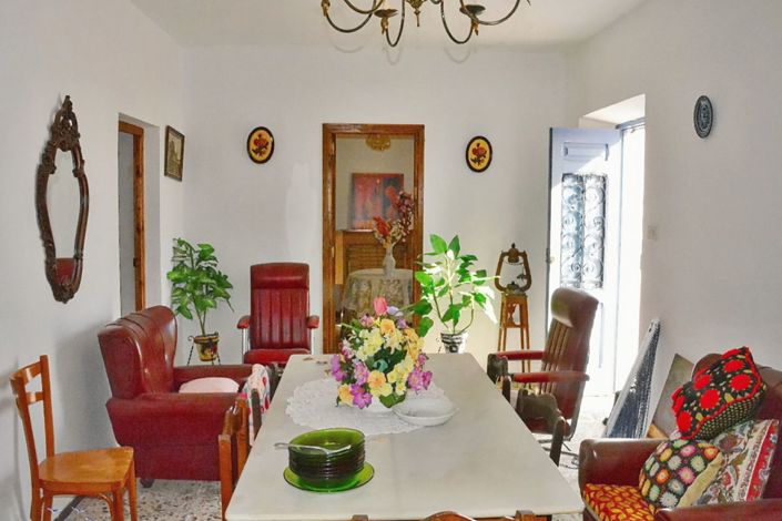 Image No.4-3 Bed Townhouse for sale