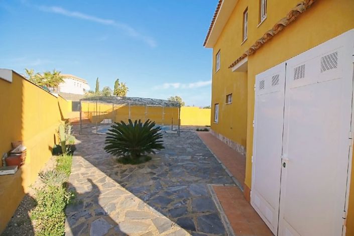 Image No.31-4 Bed Villa for sale