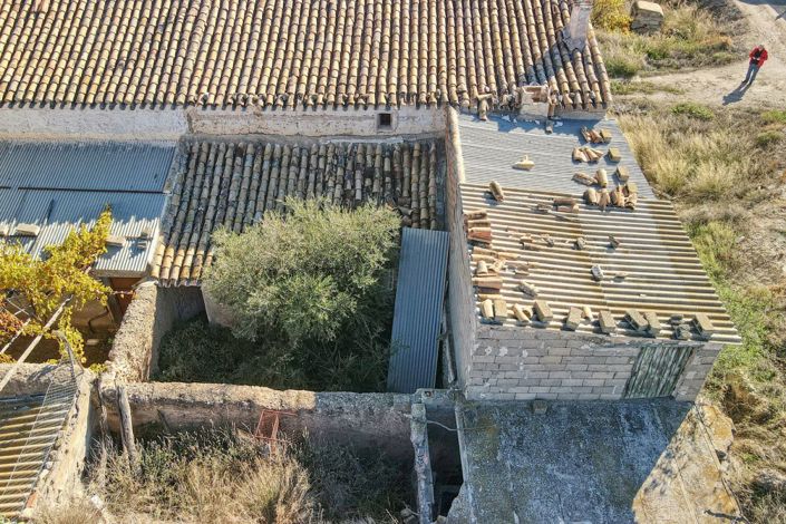 Image No.23-3 Bed Country Property for sale