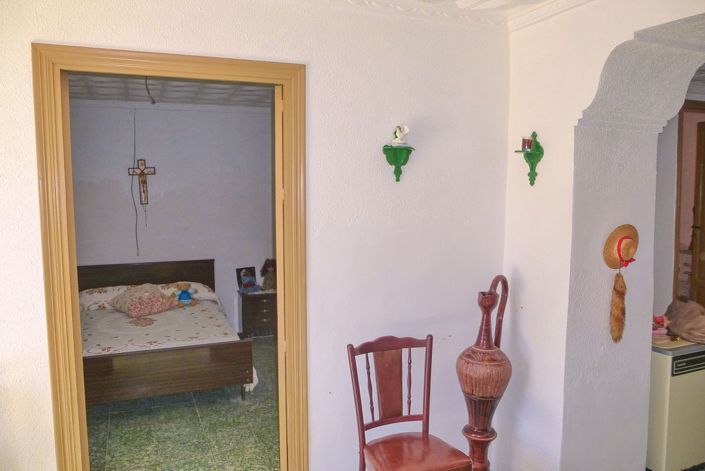 Image No.7-5 Bed Townhouse for sale