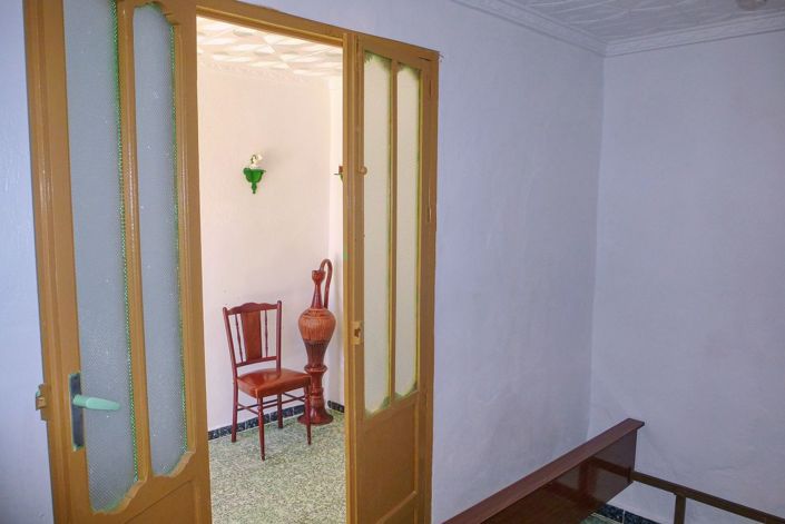 Image No.9-5 Bed Townhouse for sale