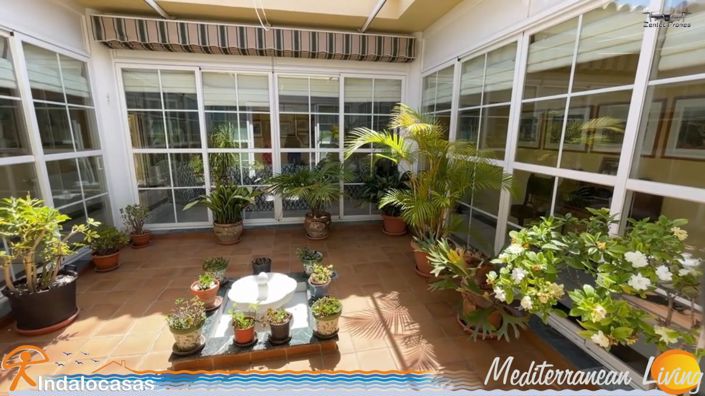 Image No.12-4 Bed Villa for sale