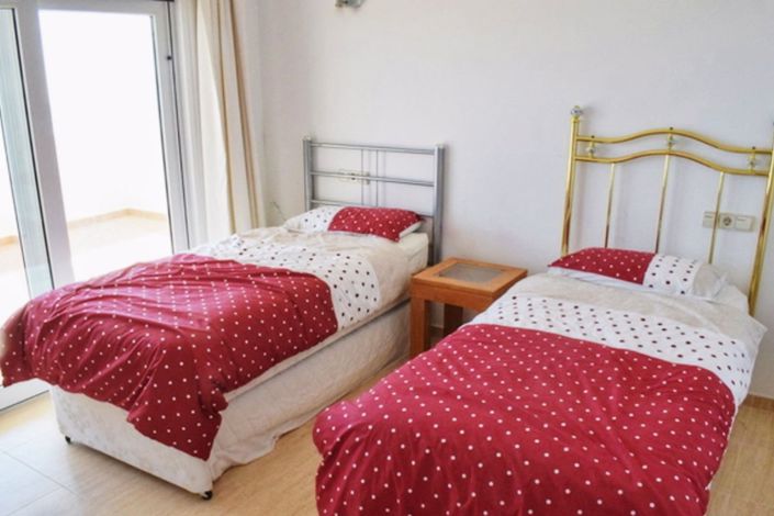 Image No.14-6 Bed Villa for sale