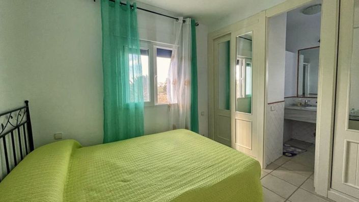 Image No.22-5 Bed Villa for sale