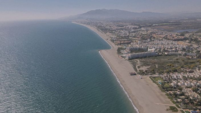 Image No.40-3 Bed Maisonette for sale