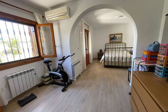 Image No.25-5 Bed Villa for sale