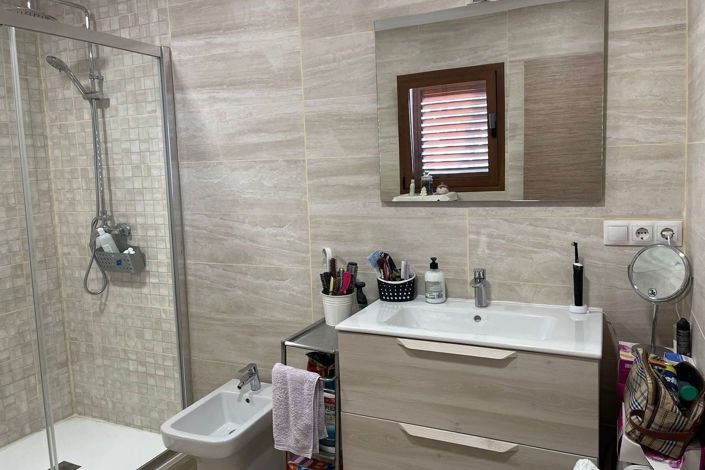 Image No.29-5 Bed Villa for sale