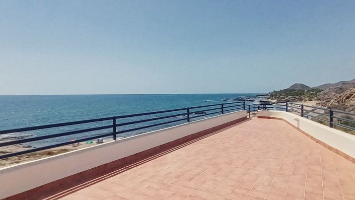 Image No.23-2 Bed Maisonette for sale