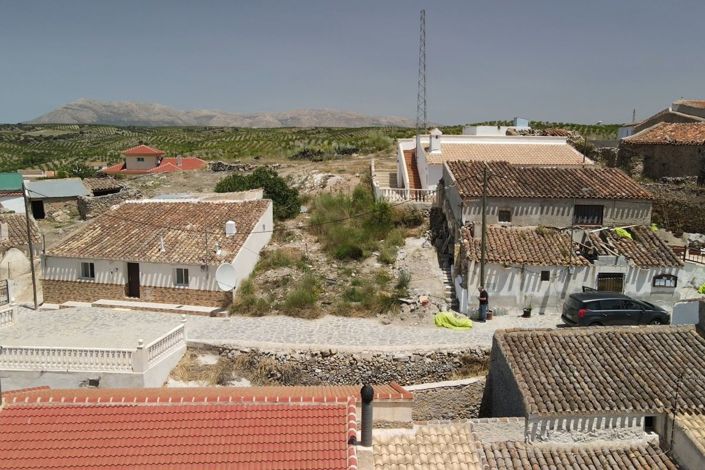 Image No.25-2 Bed Villa for sale