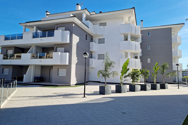 Image No.17-2 Bed Apartment for sale