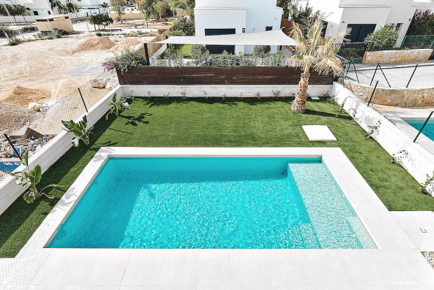 Image No.10-3 Bed Villa for sale