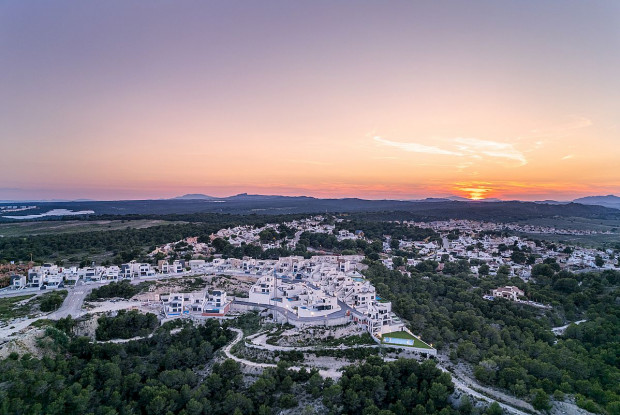 Image No.14-3 Bed Bungalow for sale